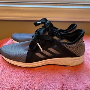 Adidas Bounce Sneakers